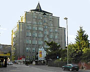 Expressionistisch gebaut in Chemnitz und erster Wolkenkratzer cin Chemnitz - Furth, 1926 nach W. Schönfeld für die Möbelstoffweberei Camman & Co.