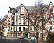 Postschule Chemnitz 1902 nach Deez im neogotischen Stil erbaut