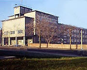 Diesterwegschule in Gablenz 1929, Architekt: Poltrok 