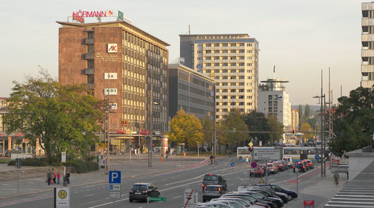 wichtige Kreuzung mit Boulevard-Charakter: Brückenstraße/Straße der Nationen in Chemnitz