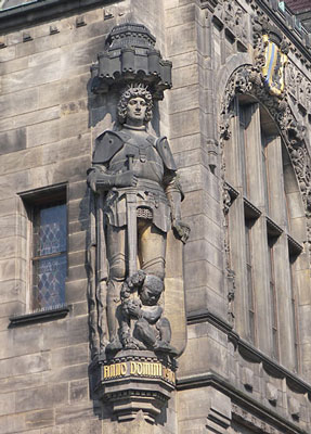Roland-Figur am Chemnitzer Neuen Rathaus
