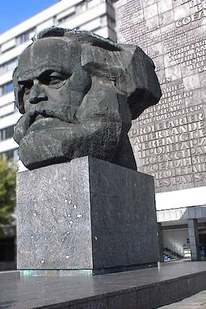 Marx Monument in Chemnitz, das einige Zeit Karl-Marx-Stadt war