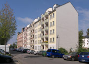 modernisierte Häuserreihe an der Stiftstraße, Chemnitz Sonnenberg  